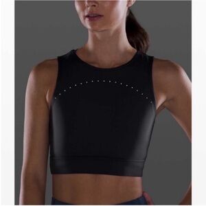 Lululemon Women’s Top Hotty Hot Cropped Gray Tank Top size 6